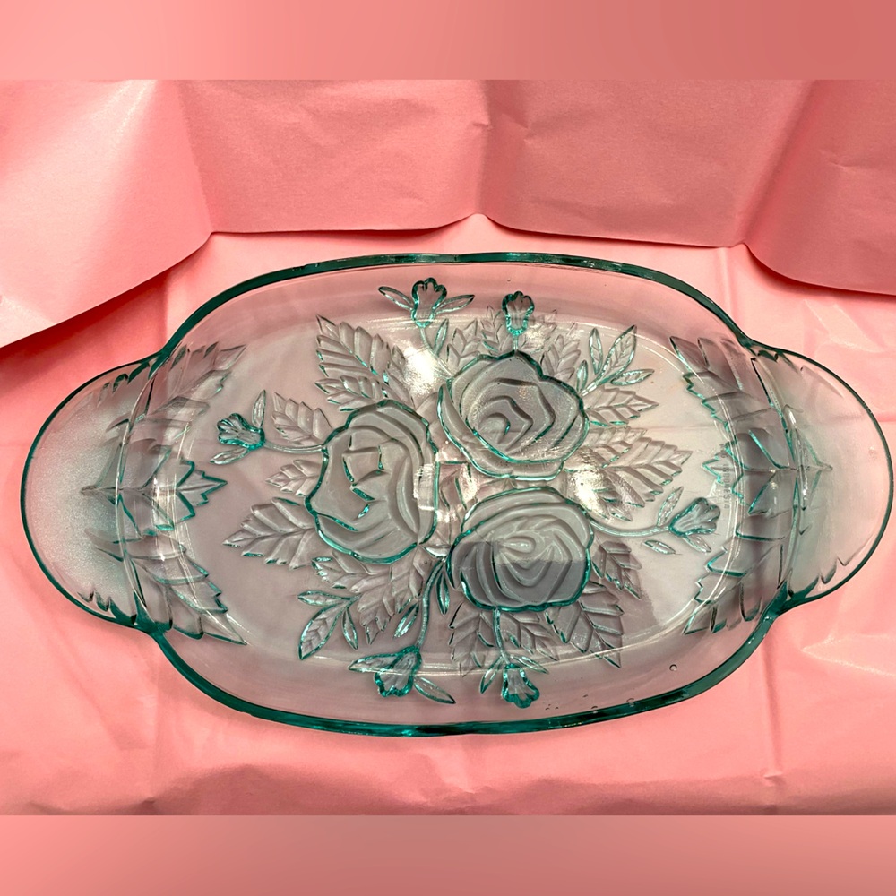 PASARI LIVIA INDONESIA GLASS SERVING PLATTER IN AQUA EMBOSSED WITH ROSES